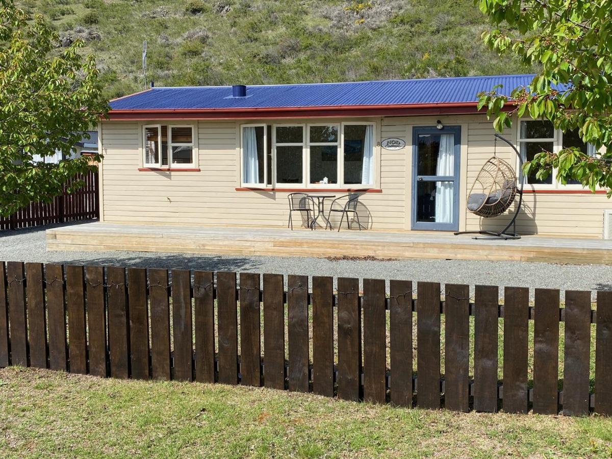 Cosy 1960'S Kiwi Holiday House Omarama Exterior photo